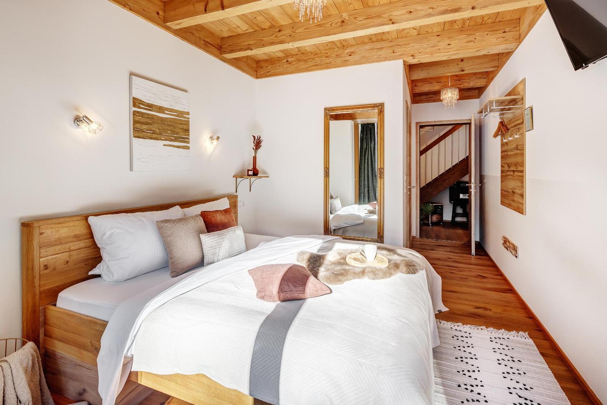 Landhaus Trinis - Kleine Kaffee Tee Theke Mit Kuehlschrank - Parkplatz Роттах-Егерн Екстер'єр фото